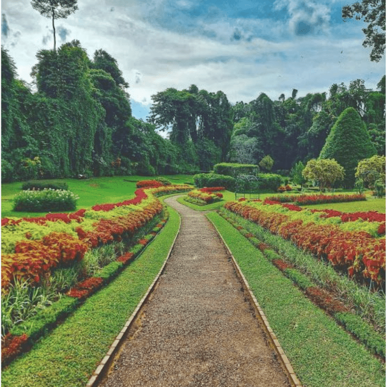 ROYAL BOTANICAL GARDENS